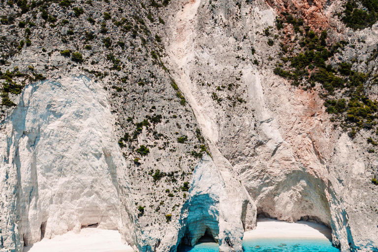 Prywatna łódź na Zakintos: jaskinie Keri, Mizithres, Agalas (maks. 5 osób)