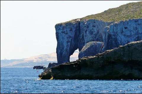 Malta: Blue Lagoon, Gozo and Crystal Lagoon Sea Cave Tour 5-Hour Cruise with Blue lagoon and 2.5 Hour stop in Gozo