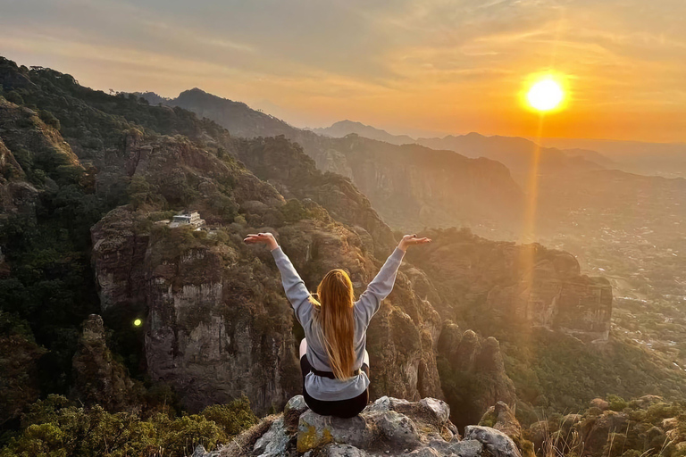 Mexico City Private Tepoztlán Tour: Explore Ancient Ruins Private Mexico City Tepoztlán Tour: Ancient Ruins