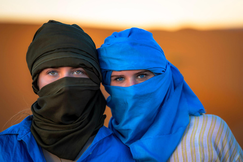 梅尔祖卡沙漠：骆驼骑乘体验、四轮越野车和星空露营选项2：豪华营地