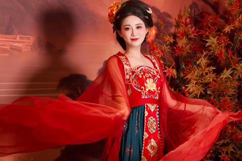 Immersive Six Dynasties Dining & Show Experience in Nanjing Regular Seat Meal+Costume+Headwear+Makeup（3 days in advance）