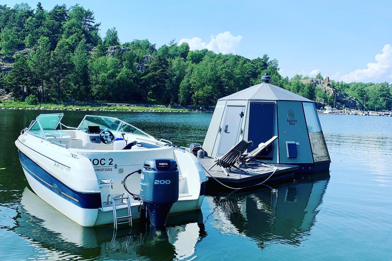 Helsinki: Private Boat Tour with Skipper/ Guide