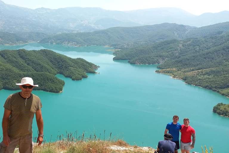 Tour privado de un día al Lago Bovilla desde Tirana