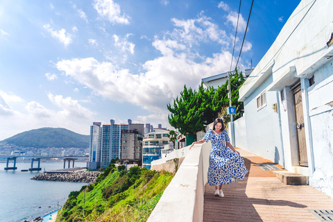 Busan: Private Photography Walk at Huinnyeoul Village
