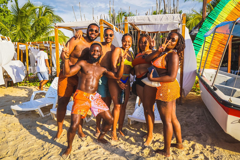 Cartagena: Dagtrip Volière en genieten van Playa Blanca met de bus