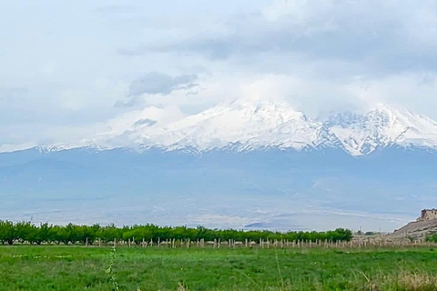 Tour privado de 3 días por el Patrimonio de la UNESCO en Armenia desde Ereván