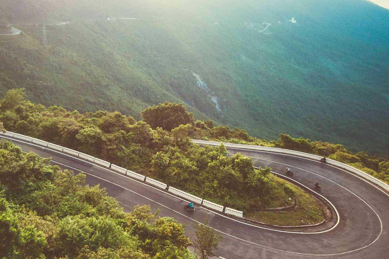 Da Nang: Explore o Hai Van Pass em um jipe do exército americano