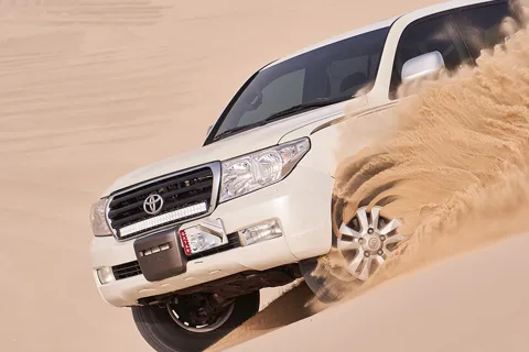 Doha: Wüstensafari, Dune Bashing, Binnensee mit Transfers