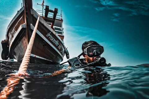 Pattaya: Fun dives in Pattaya and Samaesarn with transfer 3 Dives