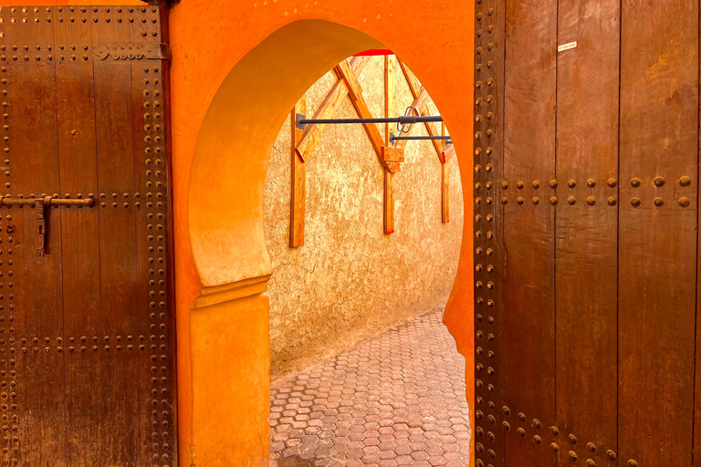 Marrakech Saadian Tombs Entry Ticket with Digital Guide App