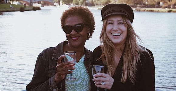 Melbourne: Luxury Yarra River Sunset Cruise with City Views