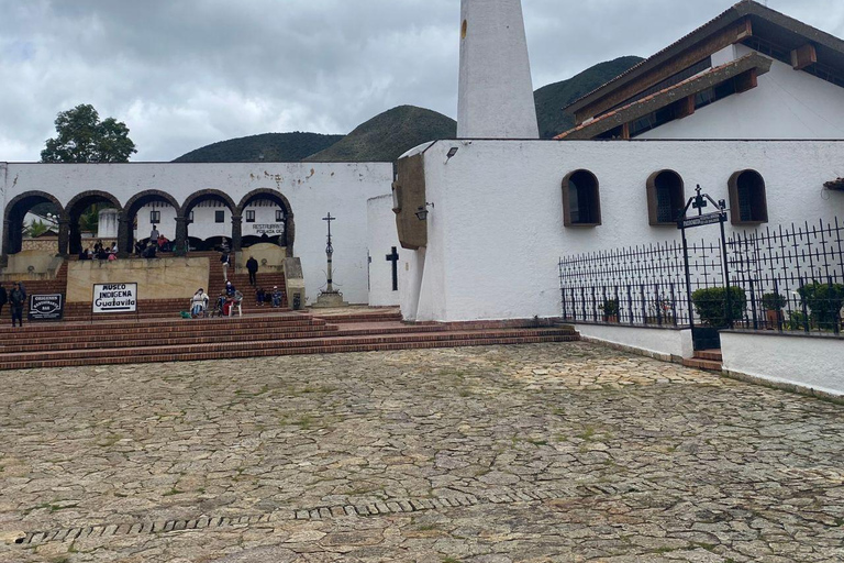 Visita Guatavita e Casa loca