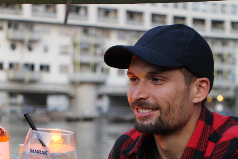 Amsterdam: croisière touristique d'une heure sur le canal Gin & Tonic