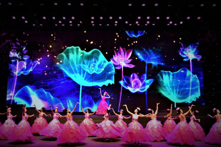 Zachód słońca w Da Nang: wioska Mat, pagoda Nam Sơn i Charming ShowZachód słońca w Da Nang: wioska Mat, pagoda Nam Sơn i uroczy show