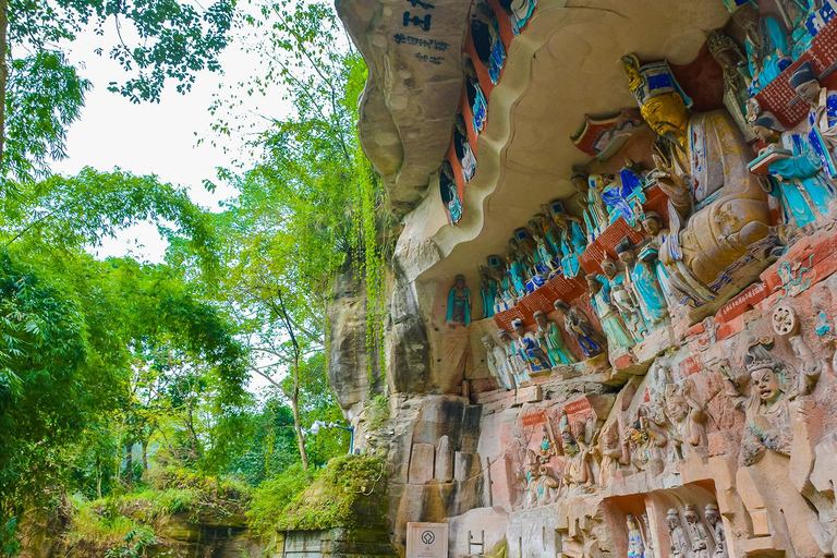 Chongqing & Zhangjiajie: 7-Day Private Tour with Transfers