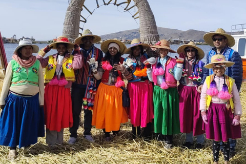 Puno: Uros Taquile Tour + Overnight in Luquina Community (VIP Speedboat) Puno: Uros Taquile Tour + Overnight Stay in Luquina Community (VIP Speedboat)