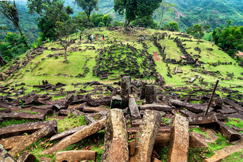Jakarta: Explore Gunung Padang Archaeological Site Tour