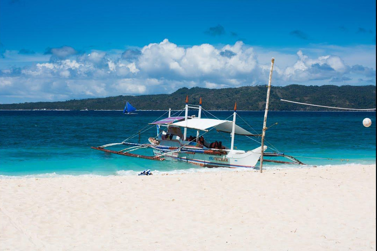 Excursion sur l'île de Boracay avec le repas de midi de Standard Boodle Fight