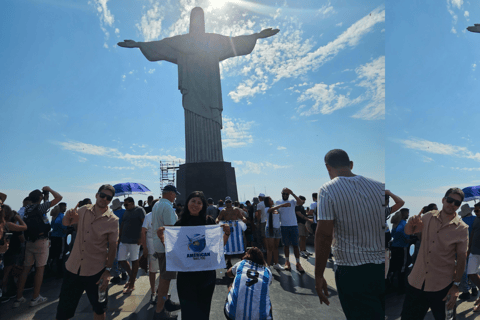 From Rio de Janeiro: Christ the Redeemer and Iguazu Falls in a 6-Day Adventure