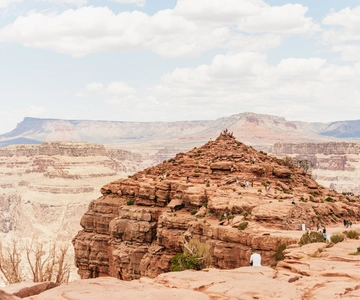 Las Vegas: Grand Canyon, Hoover Dam & Seven Magic Mountains