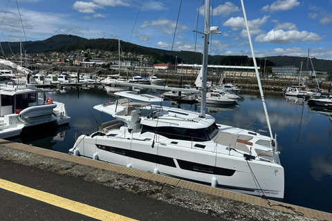 Premium Private Catamaran Tour along the Costa Daurada Premium Private Catamaran Cruise along the Costa Daurada - 4 Hours