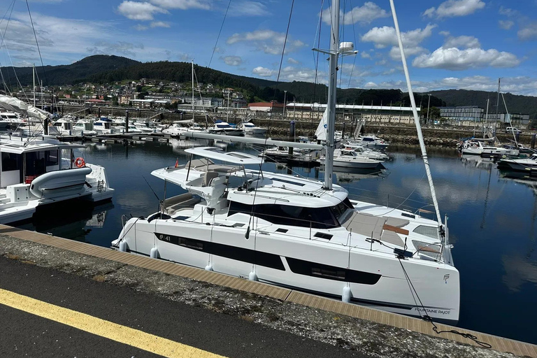 Premium Private Catamaran Tour along the Costa Daurada Premium Private Catamaran Cruise along the Costa Daurada - 4 Hours