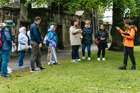 Edinburgh: Harry Potter Magical Guided Walking Tour Group Tour in Spanish