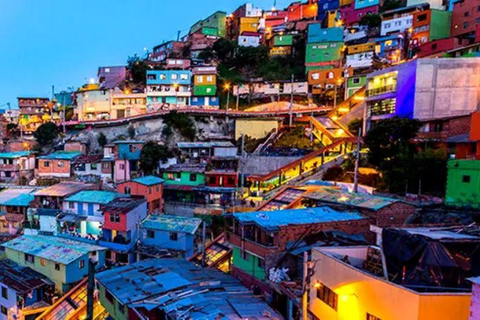 Medellín: Private Stadtrundfahrt, lokale Sehenswürdigkeiten und Comuna 13