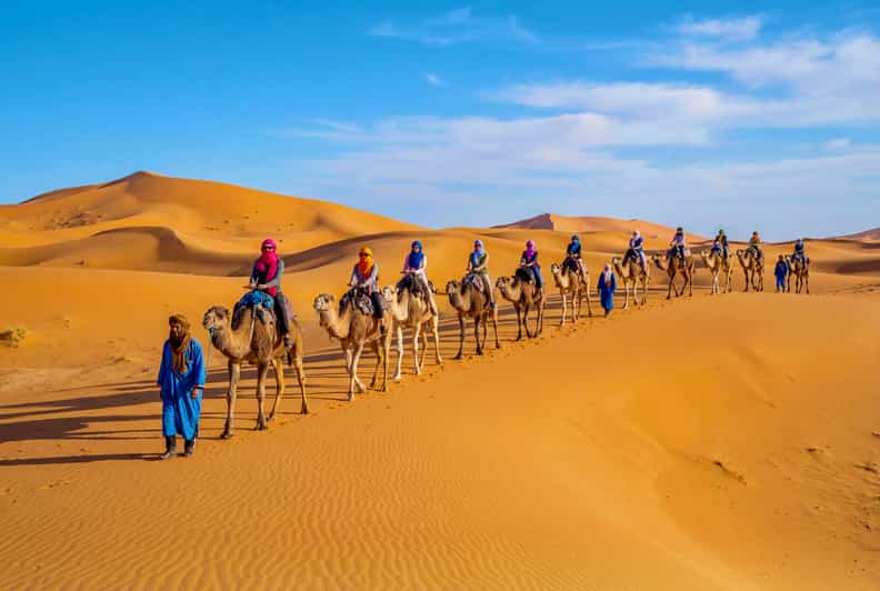 De Marrakech à Fès : excursion de 3 jours dans le désert du Sahara et Merzouga - dromadaire