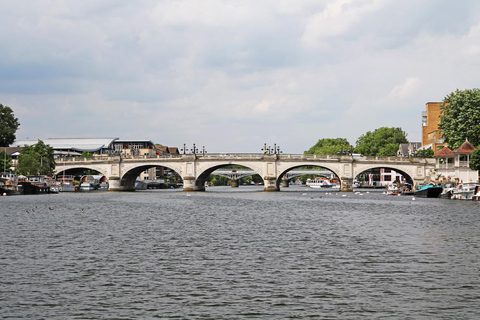 London: Richmond to Hampton Court River Thames Cruise Richmond to Hampton Court - Return