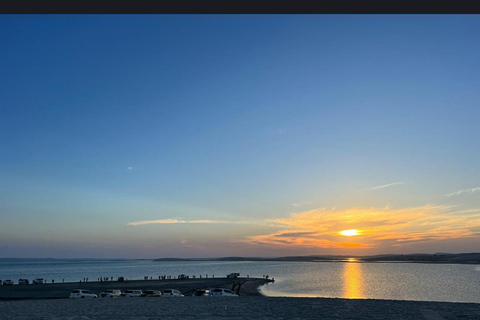 卡塔尔沙漠：沙漠越野、沙丘冲沙、滑沙