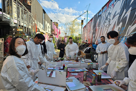 Munich Old Town Walk & Stencil Art Workshop English & German Tour (Bilingual)