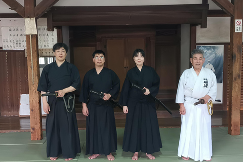 Wakayama: Tamura Style Samurai Experience with Castle Tour