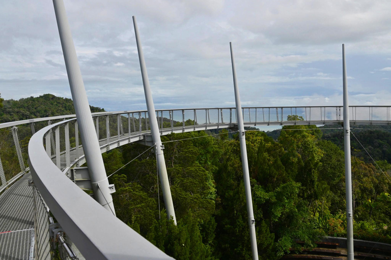 Penang: Private Highlights Tour with Temples, Hill & Gardens