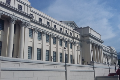 Hero Walk: Rizal Park to National Museum Arts Journey