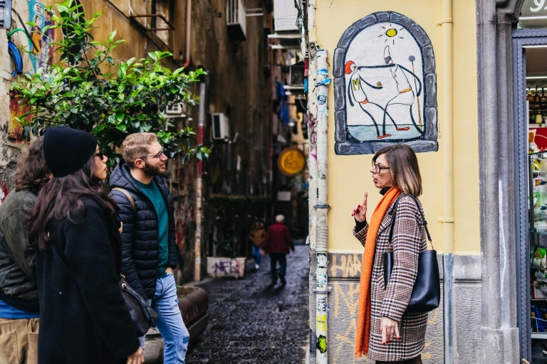 Nápoles: recorrido histórico de orígenes, cultos y leyendasTour compartido en italiano