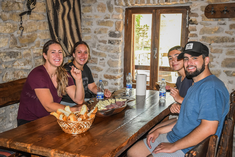 Vanuit Split: ATV Quad bergtocht met picknickTandemtocht met transfer vanuit Split