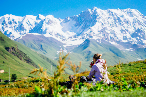 Kazbegi & Gudauri Scenic Photo Day Tour from Tbilisi