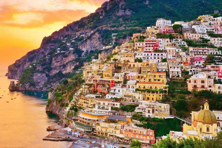 Positano: passeio de barco partilhado ao pôr do sol ao longo da Costa AmalfitanaPositano: passeio de barco partilhado ao pôr do sol pela Costa Amalfitana
