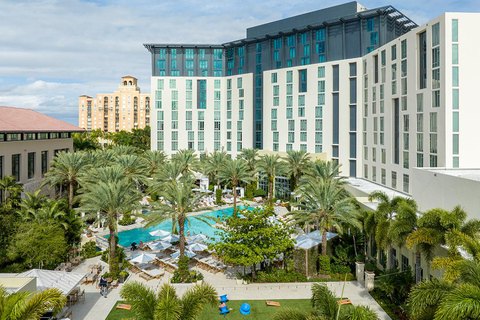West Palm Beach: Hilton Pool Day Pass