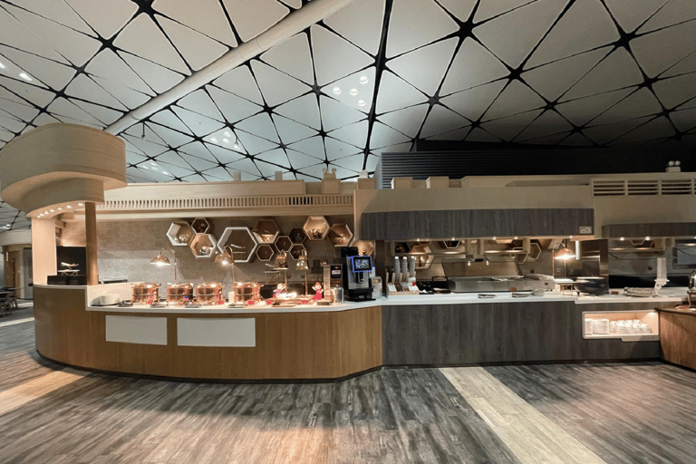 Hong Kong: International Airport Lounge Access by DragonPass Hong Kong: Hong Kong International Airport Lounge Access