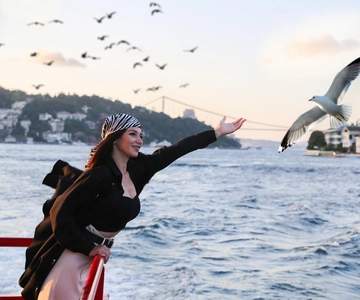 Istanbul: Bosphorus Sightseeing Cruise Tour with Audio Guide