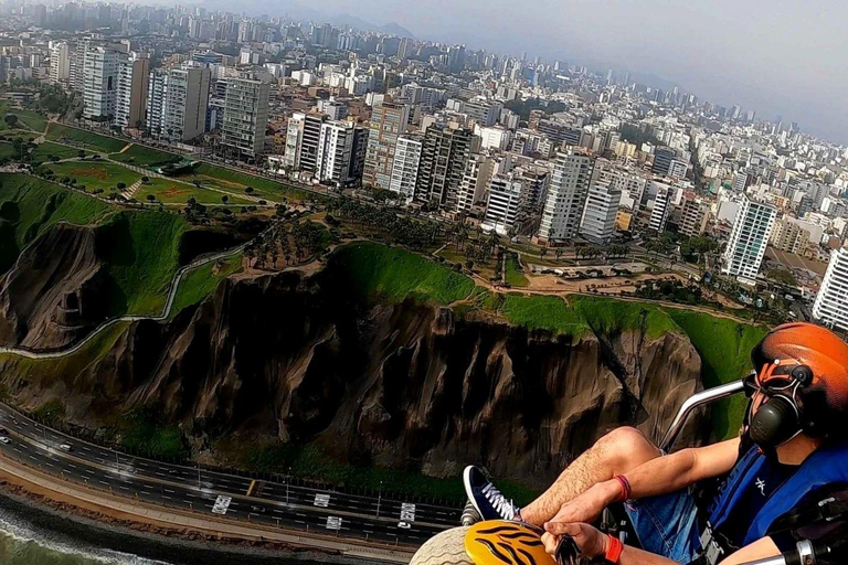 Lima: Paragliding Along The Costa Verde