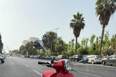 Ervaar Durres op een Vespa: Plezier, vrijheid en avontuur!