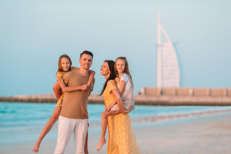 Dubai: Servizio fotografico di coppia o di famiglia a Jumeira Beach