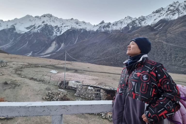 Von Kathmandu aus: 7-tägiger Langtang Trek mit Unterkunft