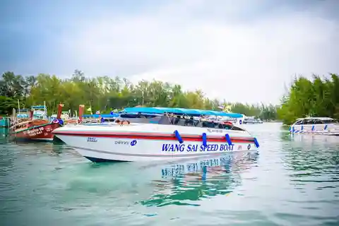 Krabi : Navette en bateau rapide entre Ao Nang-Railay-Koh Phi Phi