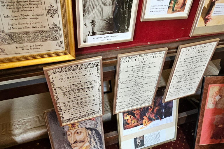 Bucharest: Salt Mine & Dracula's Tomb Day Trip