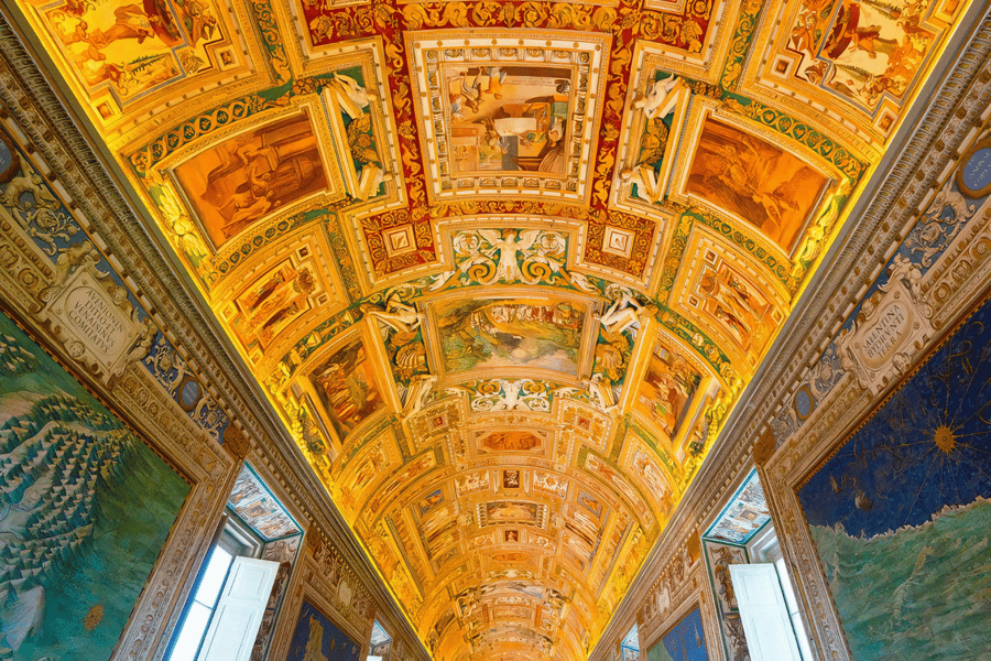 Rom: Tour durch die Vatikanischen Museen, die Sixtinische Kapelle und die Basilika. Foto: GetYourGuide