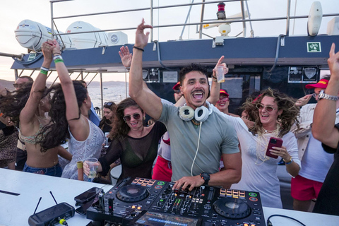 Ibiza: Formentera Boat with Open Bar, 3 meals & Sunset Party ADVANCE: Standard selection of food & open bar option